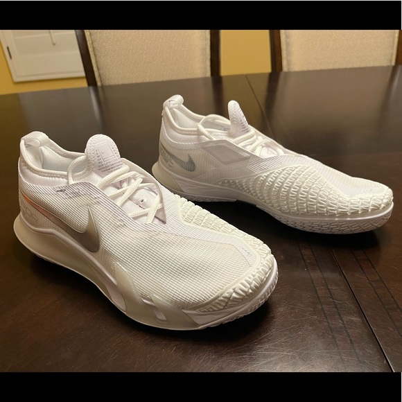 New Nike Court React Vapor NXT White Silver Tennis Sneaker Shoes - Picture 3 of 12